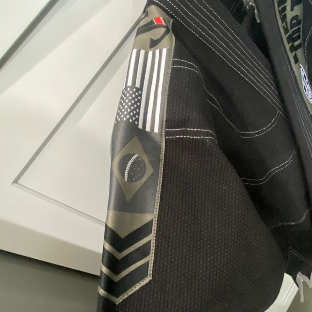 Jiu Jitsu GI - Picture 7 of 7